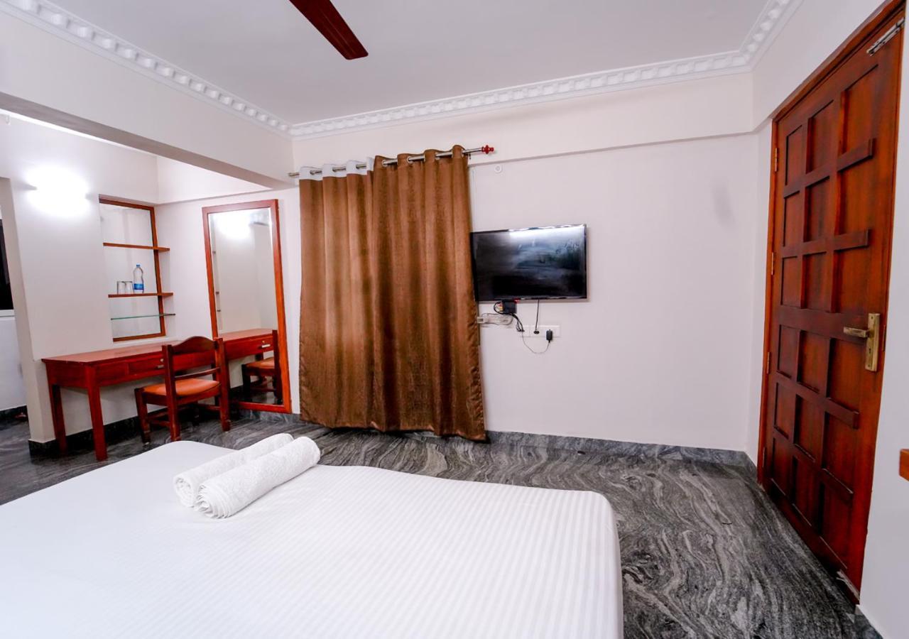 Luxe Vue - Premium Otel Thiruvananthapuram Dış mekan fotoğraf